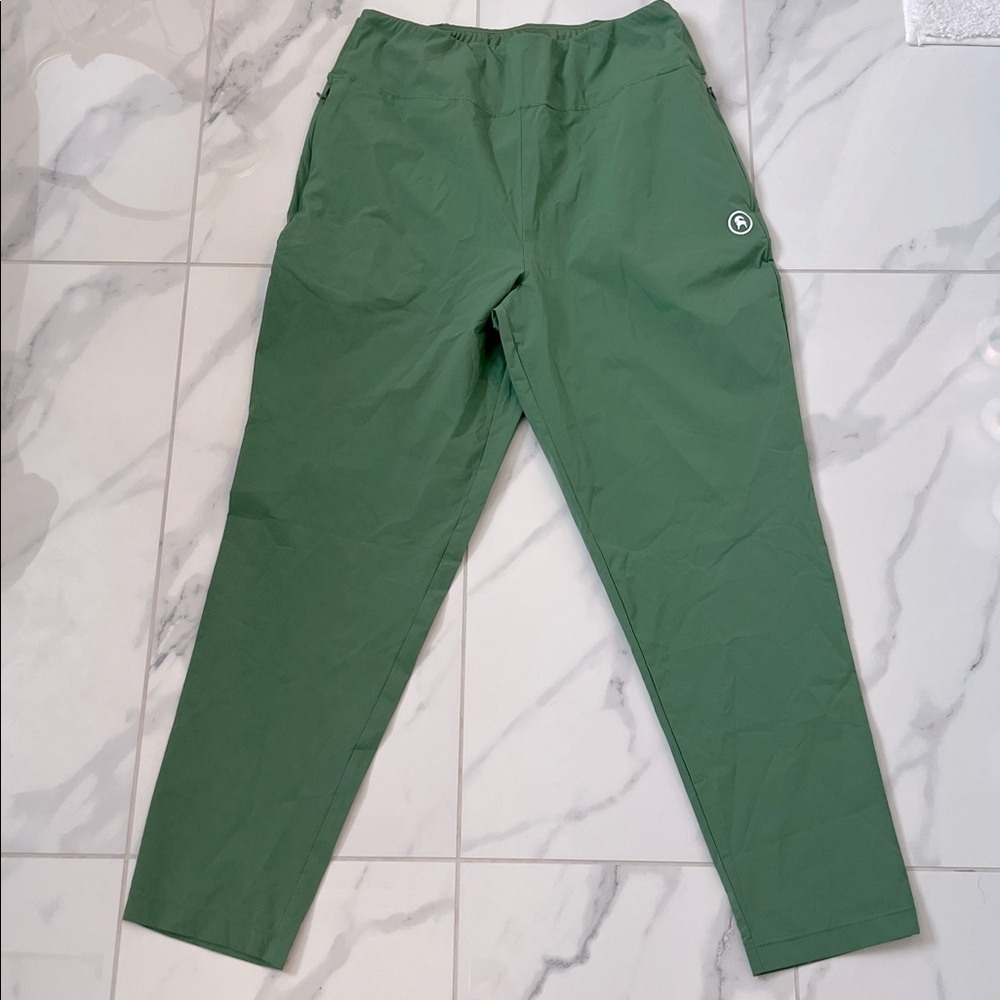 Backcountry Destination Pants In Elm Green Women’s Size M